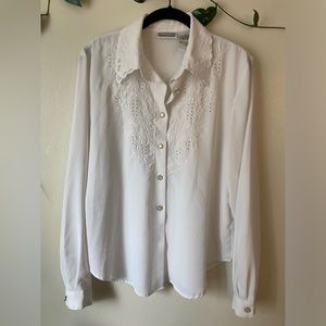 Cottagecore Blouse 90s vintage white embroidered long sleeve shirt
